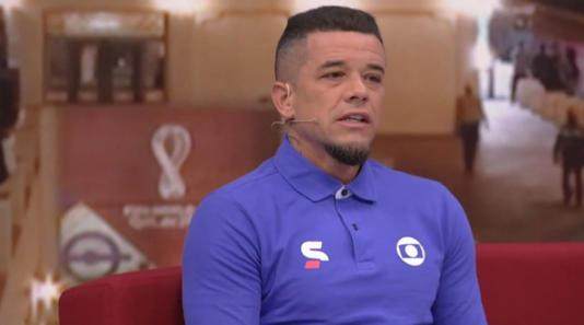 B体育赛事资讯-出任克鲁塞罗足球协调 “大头” 牵手“外星人”