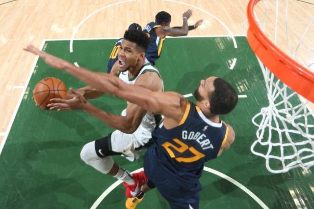 B体育官方网站-新体系助雄鹿登顶进攻榜 字母哥却难适应最挣扎